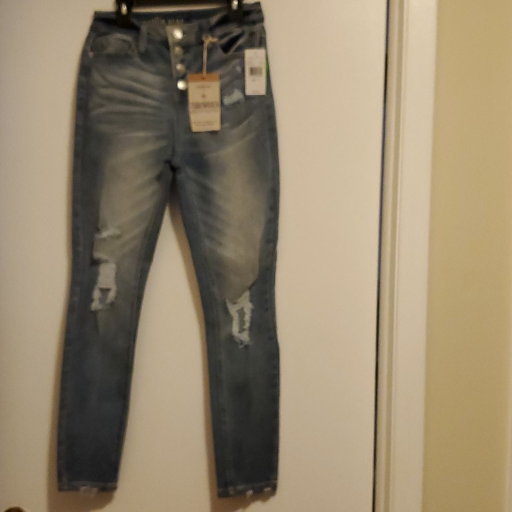 NWT: Vanilla Star Throwback Denim
